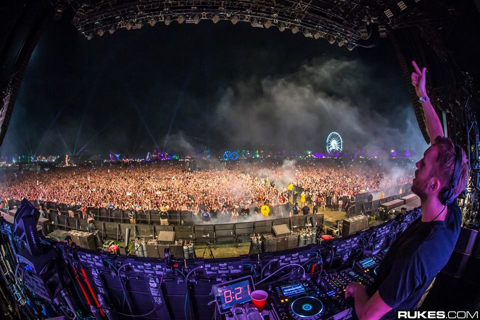 Calvin Harris Draws 2nd Largest Crowd in Coachella History The DJ List